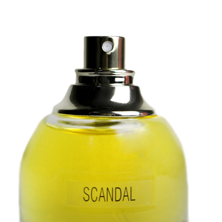 ادکلن 30 میل اسکندل